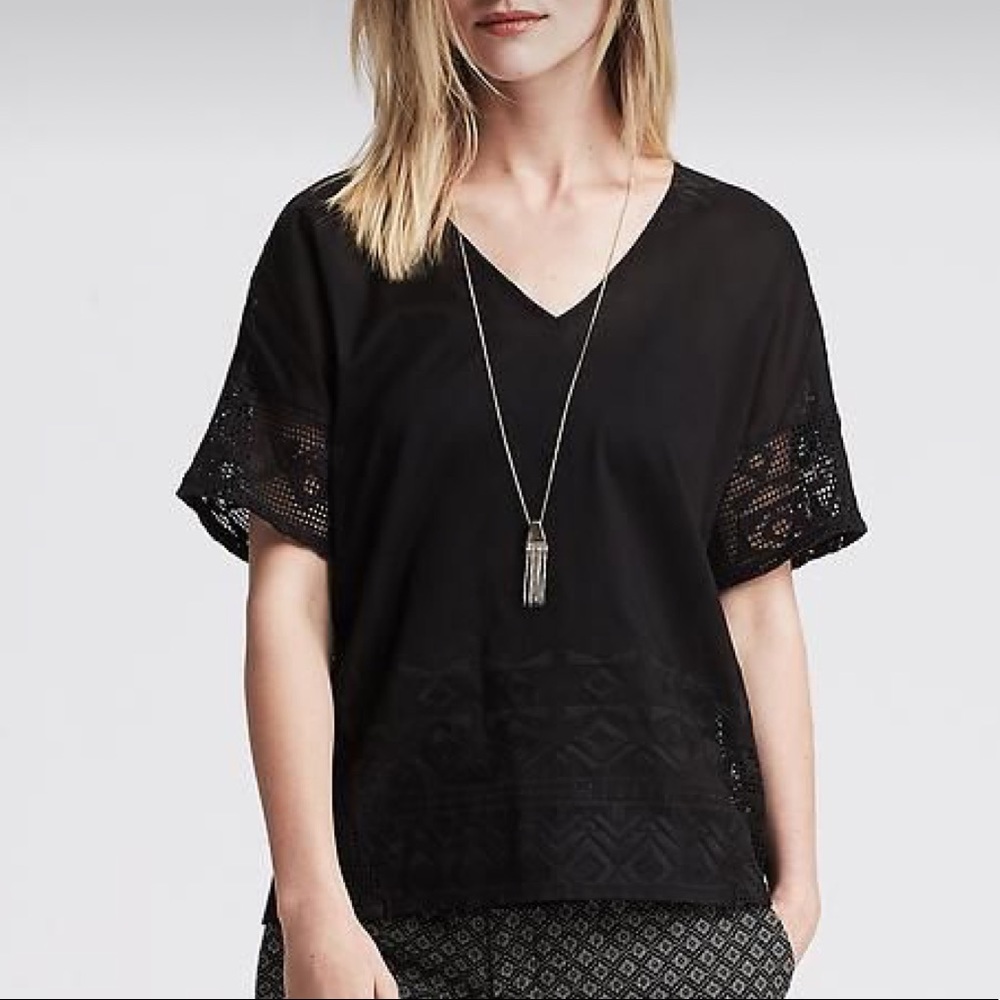 NWT Banana Republic embroidered lace eyelet short sleeve top cotton black XSP‎